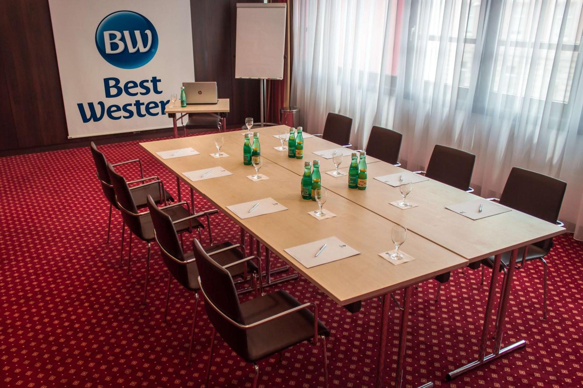 Best Western Plaza Hotel Вельс Екстер'єр фото